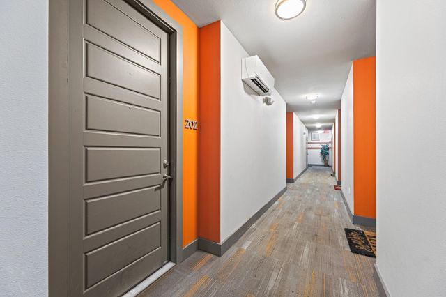 1615 E 7th ST 202, Austin, TX 78702