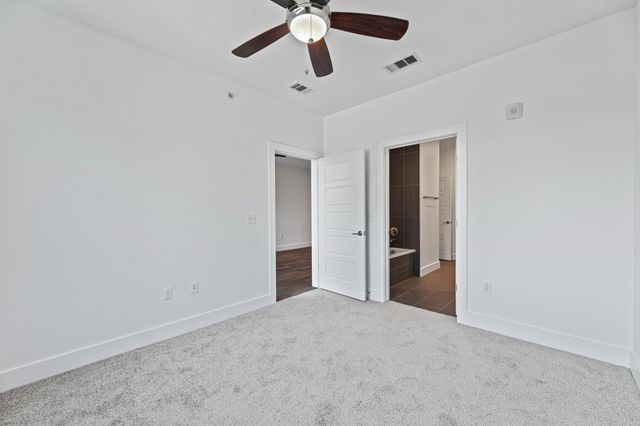 1615 E 7th ST 202, Austin, TX 78702