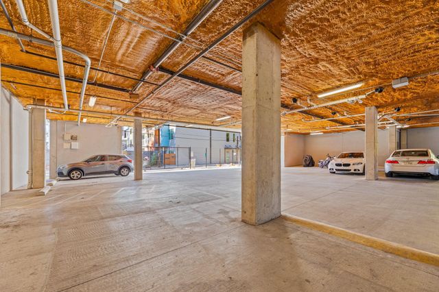 1615 E 7th ST 202, Austin, TX 78702