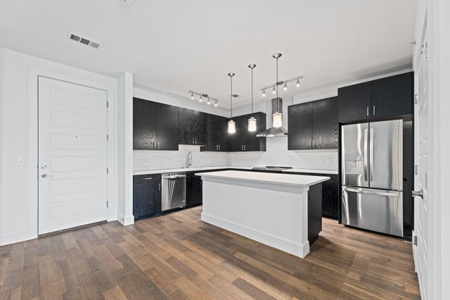 1615 E 7th ST 202, Austin, TX 78702