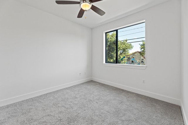 1615 E 7th ST 202, Austin, TX 78702