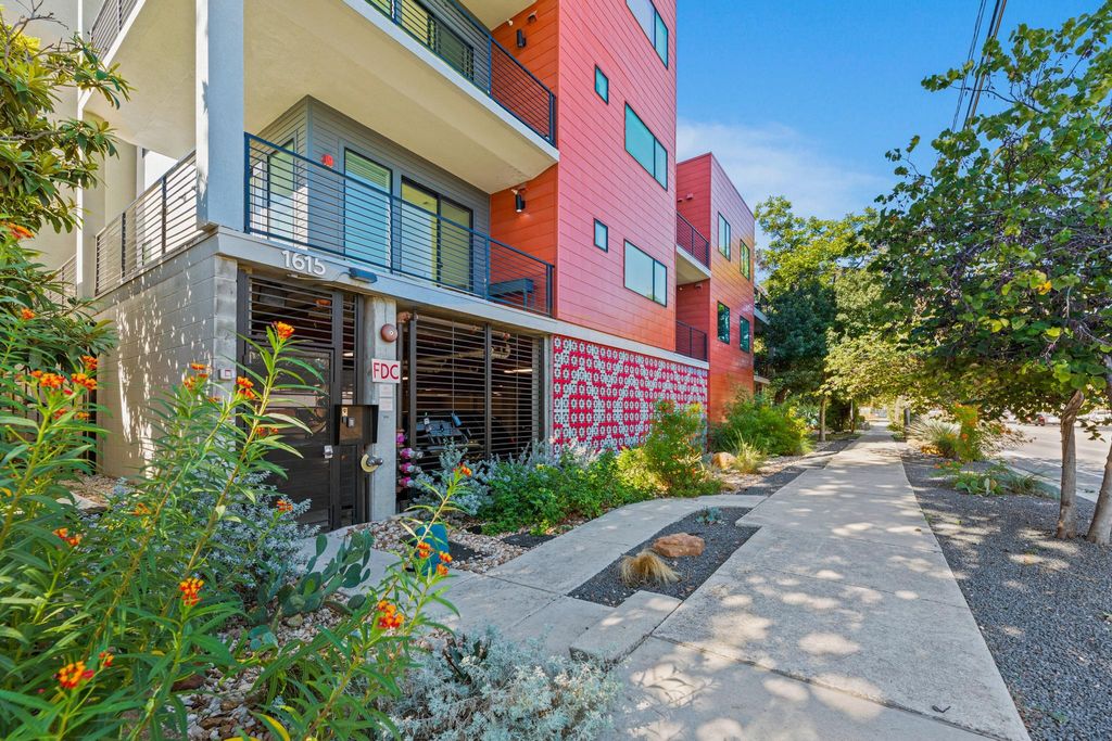 1615 E 7th ST 202, Austin, TX 78702