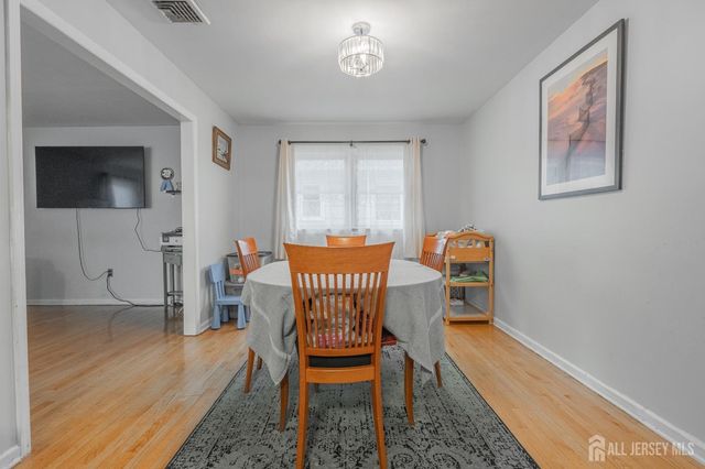2393 Steuben St, Union Twp, NJ 07083