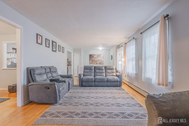 2393 Steuben St, Union Twp, NJ 07083