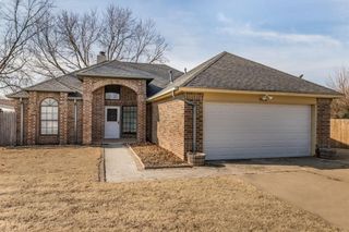904 Merlin Circle, Norman, OK 73072