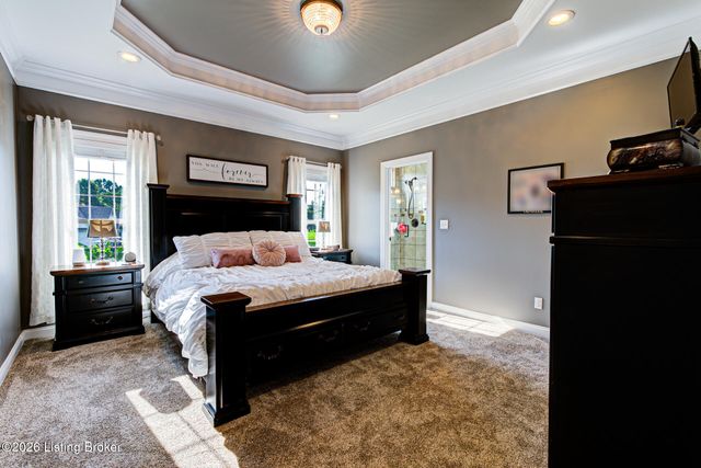 454 Cedar Creek Rd, Louisville, KY 40229
