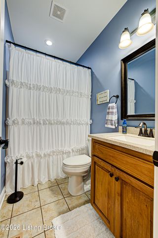 454 Cedar Creek Rd, Louisville, KY 40229