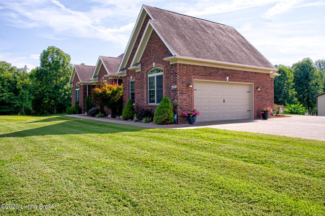 454 Cedar Creek Rd, Louisville, KY 40229