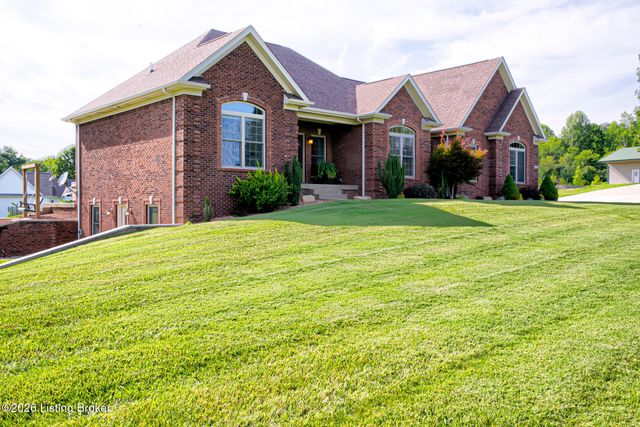 454 Cedar Creek Rd, Louisville, KY 40229