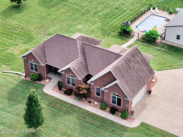 454 Cedar Creek Rd, Louisville, KY 40229