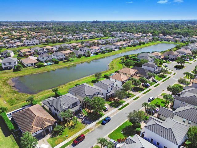 5500 Sandbirch Way, Lake Worth, FL 33463