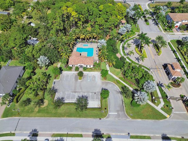 5500 Sandbirch Way, Lake Worth, FL 33463