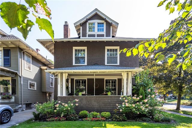 3 Clarendon Place, Buffalo, NY 14209