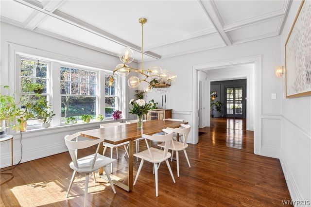 3 Clarendon Place, Buffalo, NY 14209