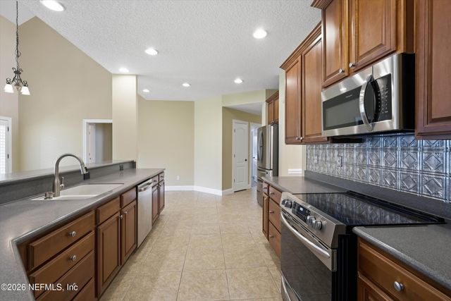 1799 MOORINGS Circle, Middleburg, FL 32068