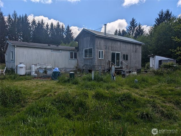 235 Delta Wing Drive, Forks, WA 98331