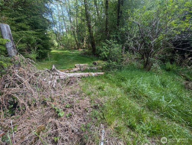 235 Delta Wing Drive, Forks, WA 98331