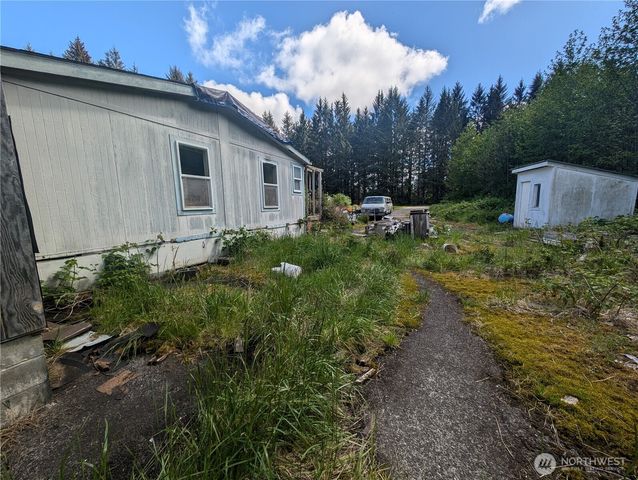 235 Delta Wing Drive, Forks, WA 98331