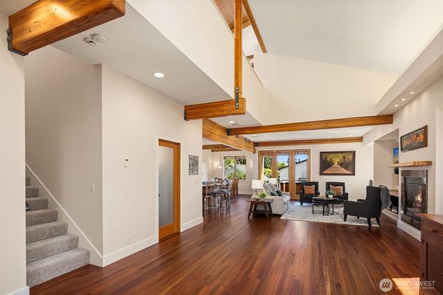 543 N 83rd Street, Seattle, WA 98103