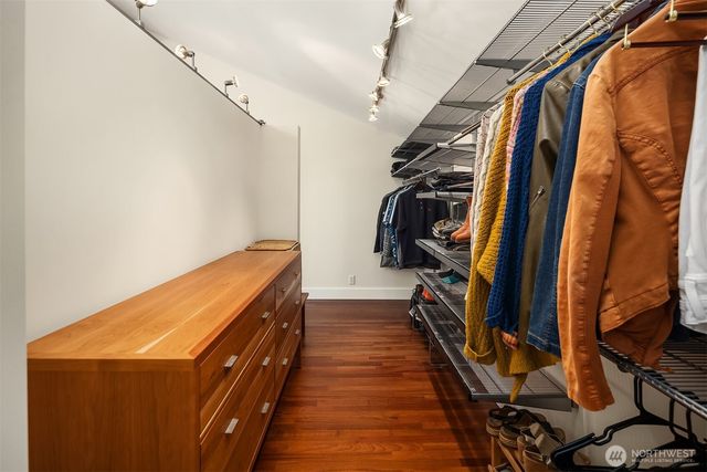 543 N 83rd Street, Seattle, WA 98103