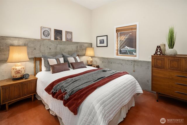 543 N 83rd Street, Seattle, WA 98103