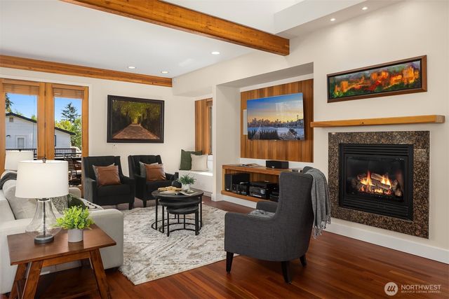 543 N 83rd Street, Seattle, WA 98103