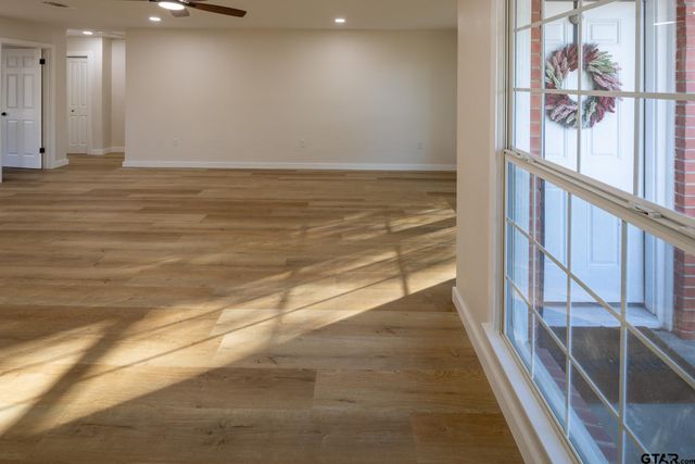 912 S Palmer Ave, Tyler, TX 75701