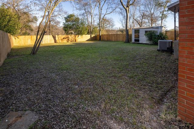 912 S Palmer Ave, Tyler, TX 75701