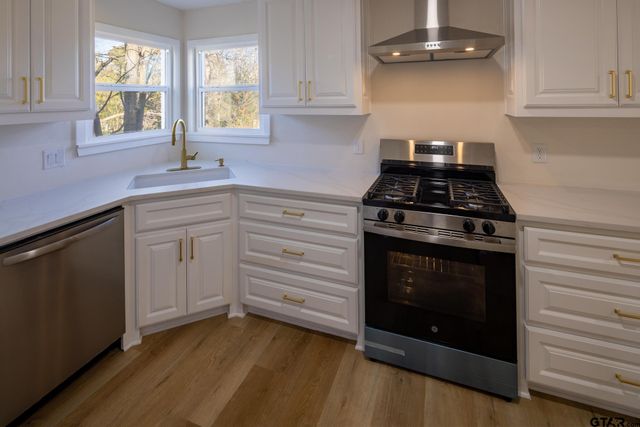 912 S Palmer Ave, Tyler, TX 75701