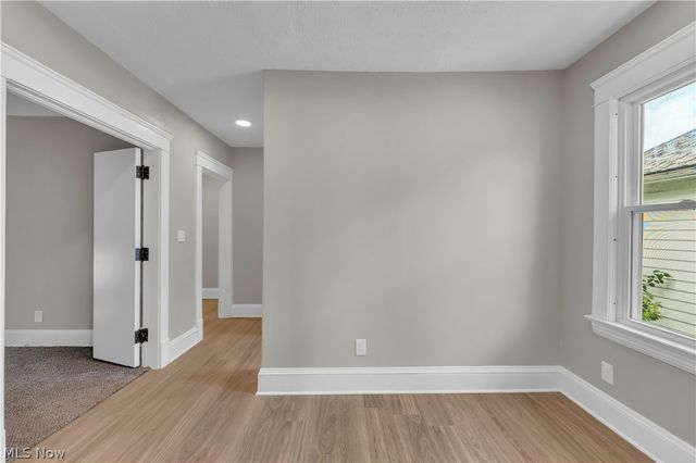 4411 Gamma Avenue, Newburgh Heights, OH 44105