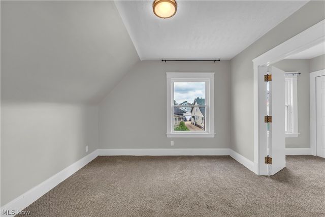 4411 Gamma Avenue, Newburgh Heights, OH 44105