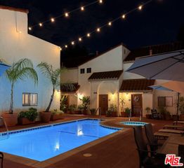 10926 Bluffside Drive 3, Studio City, CA 91604