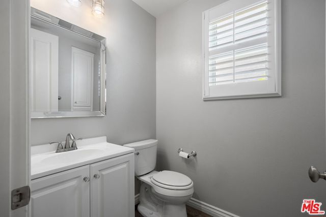 4701 Luna Court, Calabasas, CA 91302