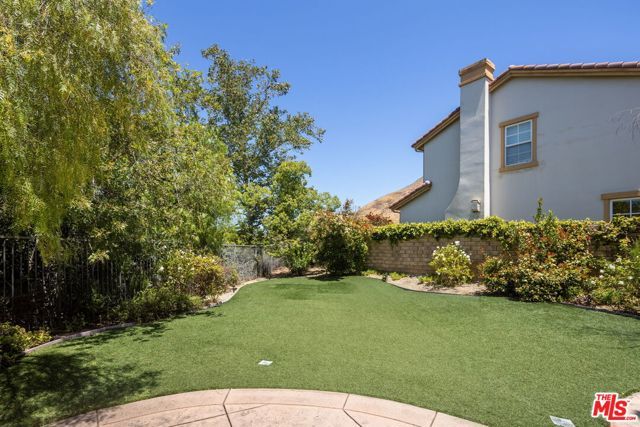 4701 Luna Court, Calabasas, CA 91302