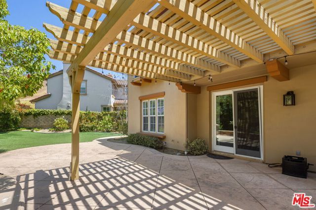 4701 Luna Court, Calabasas, CA 91302