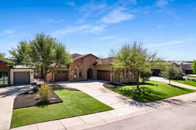 8225 Carranzo DR, Austin, TX 78735