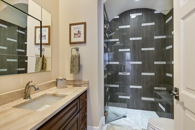 8225 Carranzo DR, Austin, TX 78735