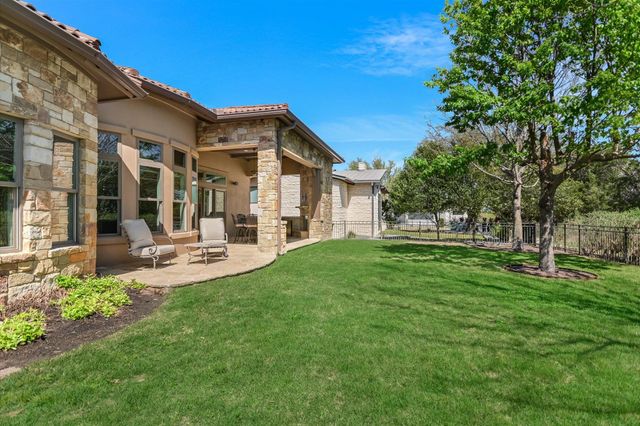 8225 Carranzo DR, Austin, TX 78735