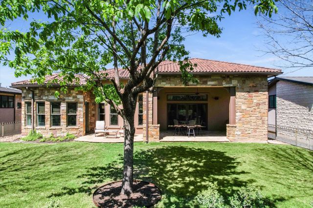 8225 Carranzo DR, Austin, TX 78735