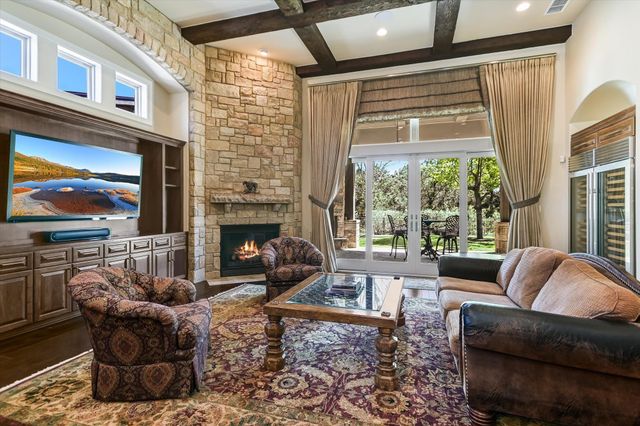 8225 Carranzo DR, Austin, TX 78735