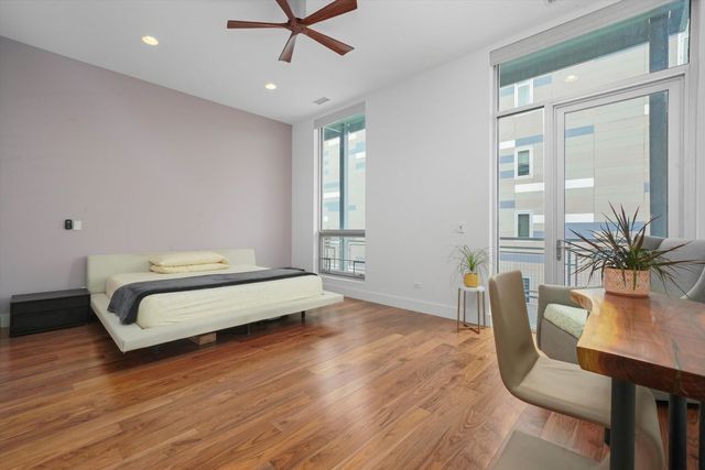 128 S Aberdeen Street 4S, Chicago, IL 60607