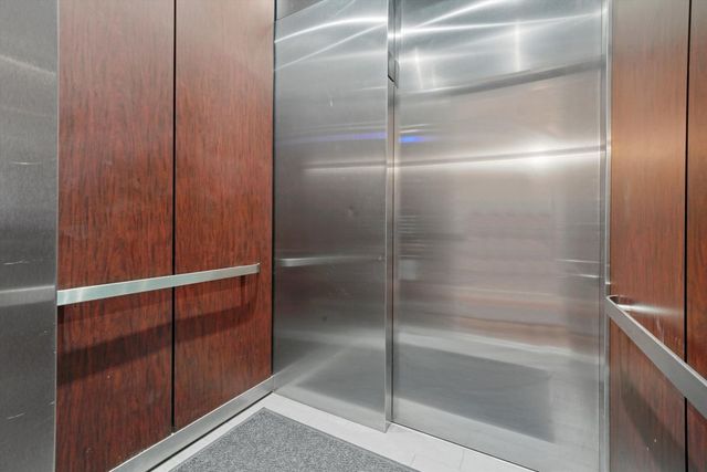 128 S Aberdeen Street 4S, Chicago, IL 60607