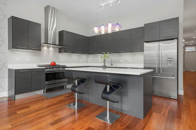 128 S Aberdeen Street 4S, Chicago, IL 60607