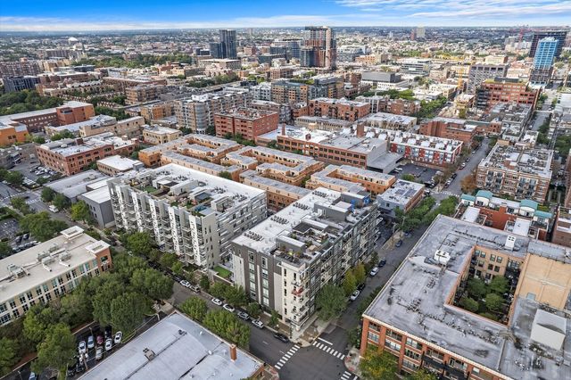 128 S Aberdeen Street 4S, Chicago, IL 60607