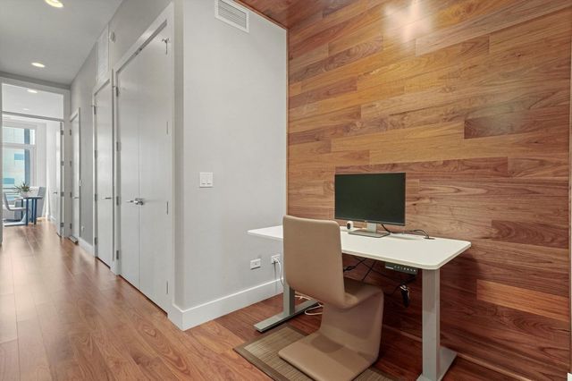 128 S Aberdeen Street 4S, Chicago, IL 60607