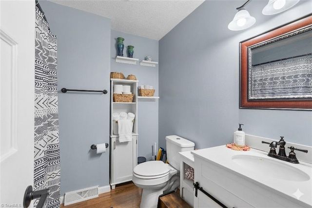 104 Weslo Drive, Kernersville, NC 27284