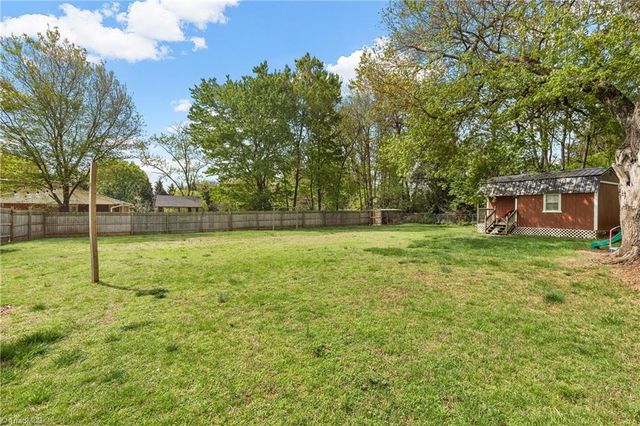 104 Weslo Drive, Kernersville, NC 27284