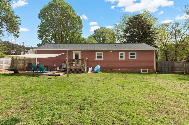 104 Weslo Drive, Kernersville, NC 27284