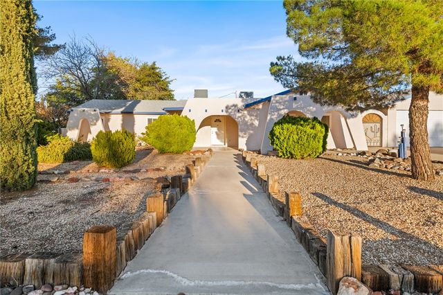 2120 Broudy Drive, Kingman, AZ 86401