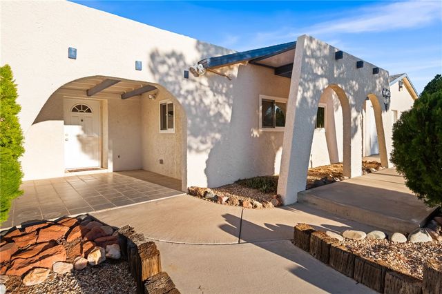 2120 Broudy Drive, Kingman, AZ 86401